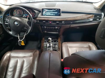 Zdjęcie 8 z 12 samochodu: 2014 BMW X5 SDRIVE35I VIN:5UXKR2C54E0C01958 - miniatura