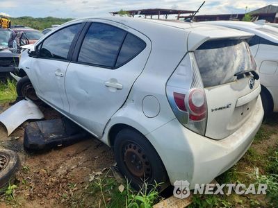 Drugie zdjęcie samochodu z przodu: 2013 TOYOTA PRIUS C ONE VIN:JTDKDTB39D1545197 - miniatura