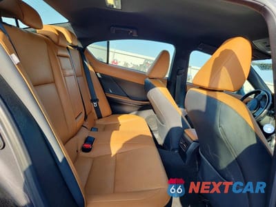 Zdjęcie 10 z 12 samochodu: 2022 LEXUS IS 300 VIN:JTHAA1D22N5122029 - miniatura