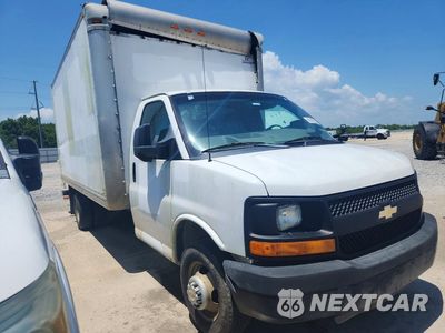Czwarte zdjęcie samochodu z boku: 2015 CHEVROLET EXPRESS G3500 VIN:1GB3G4CG9F1286446 - miniatura