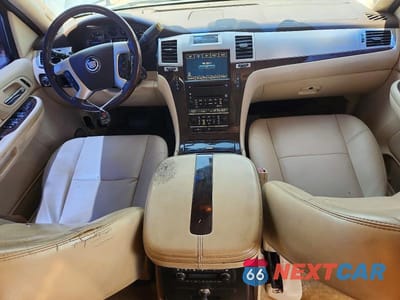 Zdjęcie 8 z 14 samochodu: 2007 CADILLAC ESCALADE LUXURY VIN:1GYFK63857R408132 - miniatura