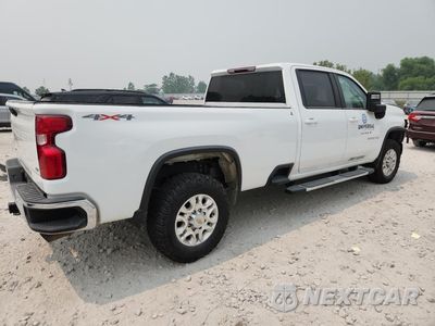 Trzecie zdjęcie samochodu z tyłu: 2024 CHEVROLET SILVERADO K3500 LT VIN:1GC4YTE77RF104643 - miniatura