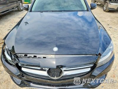 Zdjęcie 11 z 13 samochodu: 2016 MERCEDES-BENZ C 300 4MATIC VIN:55SWF4KB5GU115640 - miniatura