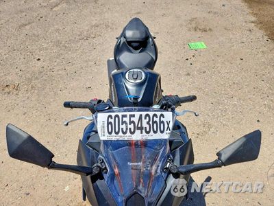 Piąte zdjęcie samochodu w środku: 2026 KAWASAKI EX500 VIN:ML5EXGG19TDA91370 - miniatura