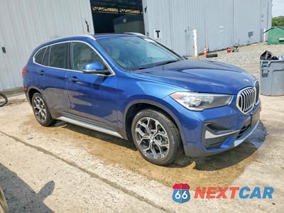 Czwarte zdjęcie samochodu z boku: 2021 BMW X1 XDRIVE28I VIN:WBXJG9C0XM5T68911 - miniatura