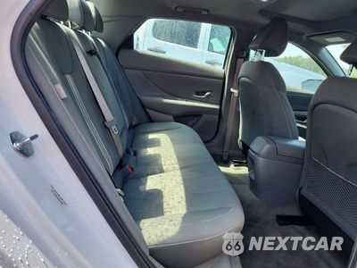 Zdjęcie 10 z 12 samochodu: 2025 HYUNDAI ELANTRA SEL VIN:KMHLS4DG4SU927869 - miniatura