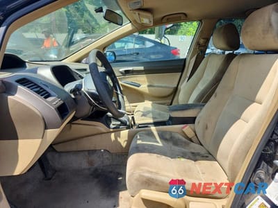 Zdjęcie 7 z 12 samochodu: 2006 HONDA CIVIC LX VIN:2HGFA16556H525223 - miniatura