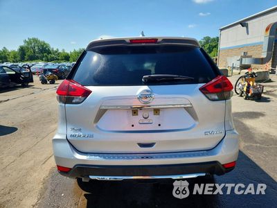 Zdjęcie 6 z 13 samochodu: 2018 NISSAN ROGUE SV VIN:KNMAT2MV8JP614042 - miniatura