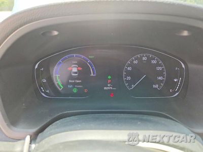 Zdjęcie 9 z 12 samochodu: 2019 HONDA INSIGHT TOURING VIN:19XZE4F97KE031133 - miniatura