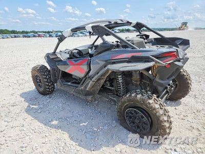 Trzecie zdjęcie samochodu z tyłu: 2026 CAN-AM MAVERICK X3 UTILITY VEHICLE VIN:3JBVBAY44TE000658 - miniatura