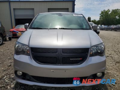 Piąte zdjęcie samochodu w środku: 2019 DODGE GRAND CARAVAN SE VIN:2C4RDGBG8KR787769 - miniatura