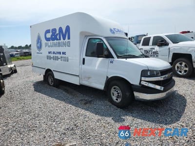 Czwarte zdjęcie samochodu z boku: 2024 CHEVROLET EXPRESS 3500 DELIVERY TRUCK VIN:1HA0GRF75RN008630 - miniatura