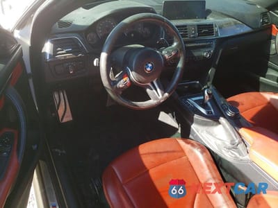 Zdjęcie 8 z 12 samochodu: 2018 BMW M4 VIN:WBS4Y9C5XJAC86890 - miniatura