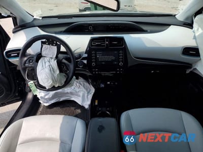 Zdjęcie 8 z 12 samochodu: 2020 TOYOTA PRIUS XLE AWD-E VIN:JTDL9RFU5L3021933 - miniatura