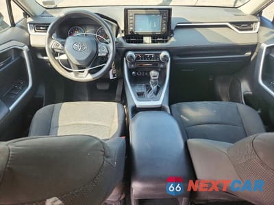 Zdjęcie 8 z 13 samochodu: 2020 TOYOTA RAV4 LE VIN:2T3G1RFV0LW121548 - miniatura