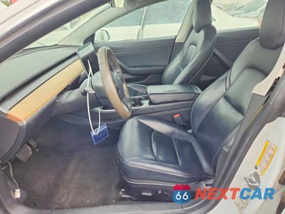 Zdjęcie 7 z 12 samochodu: 2019 TESLA MODEL 3 VIN:5YJ3E1EA9KF484714 - miniatura