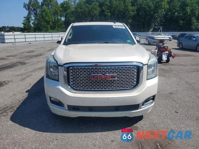 Piąte zdjęcie samochodu w środku: 2015 GMC YUKON DENALI VIN:1GKS2CKJ1FR163405 - miniatura