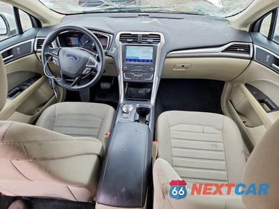 Zdjęcie 15 z 24 samochodu: 2020 FORD FUSION SE VIN:3FA6P0HD1LR103550 - miniatura