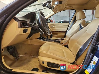 Zdjęcie 7 z 13 samochodu: 2008 BMW 328 XI VIN:WBAVC93598K043354 - miniatura