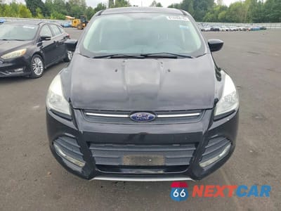 Piąte zdjęcie samochodu w środku: 2016 FORD ESCAPE SE VIN:1FMCU9G93GUC14022 - miniatura