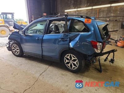Drugie zdjęcie samochodu z przodu: 2023 SUBARU FORESTER PREMIUM VIN:JF2SKAEC8PH480801 - miniatura