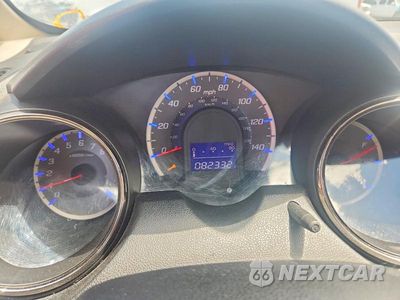 Zdjęcie 9 z 12 samochodu: 2013 HONDA FIT SPORT VIN:JHMGE8H56DC076095 - miniatura