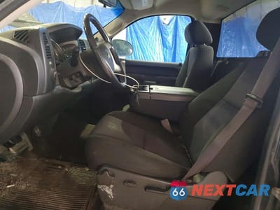 Zdjęcie 7 z 12 samochodu: 2013 CHEVROLET SILVERADO K1500 LT VIN:1GCNKSE09DZ172226 - miniatura