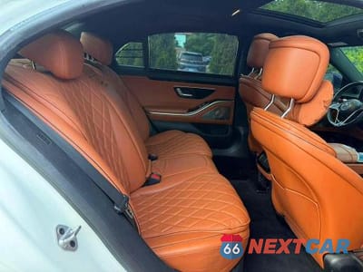 Zdjęcie 13 z 15 samochodu: 2022 MERCEDES-BENZ S 580 4MATIC VIN:W1K6G7GB3NA106035 - miniatura