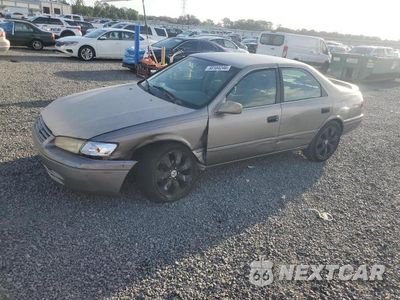 1999 TOYOTA CAMRY LE 4T1BG22K4XU561959 - główne zdjęcie licytacji z USA - miniatura