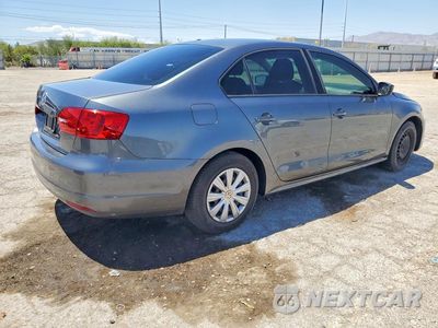 Trzecie zdjęcie samochodu z tyłu: 2014 VOLKSWAGEN JETTA BASE VIN:3VW2K7AJ4EM217037 - miniatura