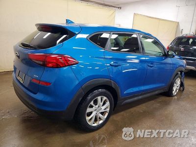 Trzecie zdjęcie samochodu z tyłu: 2019 HYUNDAI TUCSON SE VIN:KM8J2CA43KU943203 - miniatura