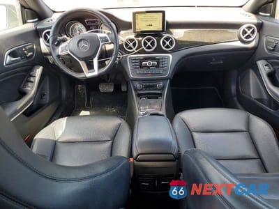 Zdjęcie 8 z 13 samochodu: 2014 MERCEDES-BENZ CLA 250 VIN:WDDSJ4EB4EN035860 - miniatura