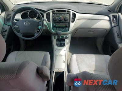 Zdjęcie 8 z 13 samochodu: 2005 TOYOTA HIGHLANDER BASE VIN:JTEGD21A850114420 - miniatura