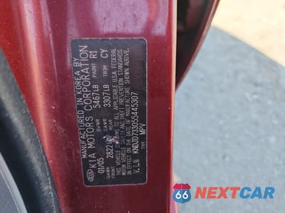 Zdjęcie 13 z 13 samochodu: 2005 KIA SORENTO LX VIN:KNDJD733055445307 - miniatura