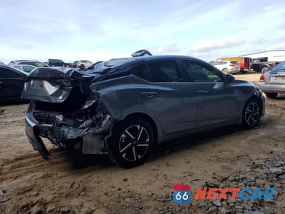 Trzecie zdjęcie samochodu z tyłu: 2024 NISSAN SENTRA SV VIN:3N1AB8CV8RY285251 - miniatura