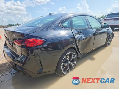 Trzecie zdjęcie samochodu z tyłu: 2025 BMW 228XI VIN:WBA23GG0XS7T16883 - miniatura