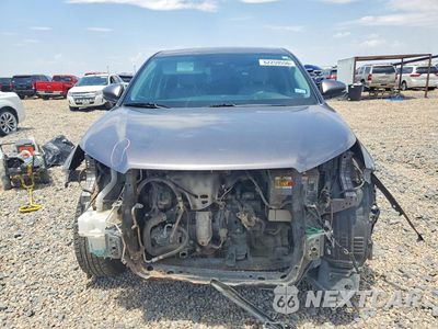 Piąte zdjęcie samochodu w środku: 2019 TOYOTA HIGHLANDER LE VIN:5TDZARFH7KS047306 - miniatura