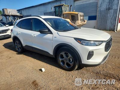 Czwarte zdjęcie samochodu z boku: 2025 FORD ESCAPE ST LINE VIN:1FMCU9MN3SUA23856 - miniatura