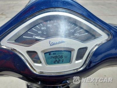 Zdjęcie 7 z 9 samochodu: 2015 VESPA PRIMAVERA 50 4V IE VIN:ZAPC536B4F5100184 - miniatura