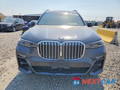 Piąte zdjęcie samochodu w środku: 2021 BMW X7 XDRIVE40I VIN:5UXCW2C06M9E91504 - miniatura