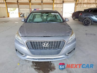 Piąte zdjęcie samochodu w środku: 2016 HYUNDAI SONATA HYBRID SE VIN:KMHE24L15GA014150 - miniatura
