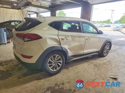 Trzecie zdjęcie samochodu z tyłu: 2018 HYUNDAI TUCSON SEL VIN:KM8J33A44JU613355 - miniatura