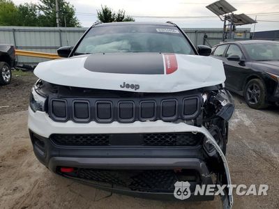Piąte zdjęcie samochodu w środku: 2022 JEEP COMPASS TRAILHAWK VIN:3C4NJDDB6NT222851 - miniatura