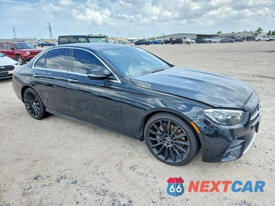 Czwarte zdjęcie samochodu z boku: 2022 MERCEDES-BENZ E 350 VIN:W1KZF8DB7NB086232 - miniatura