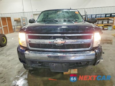 Piąte zdjęcie samochodu w środku: 2007 CHEVROLET SILVERADO K1500 VIN:2GCEK19J671696413 - miniatura