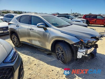 Czwarte zdjęcie samochodu z boku: 2024 LEXUS NX 250 BASE VIN:2T2ADCAZ1RC012342 - miniatura