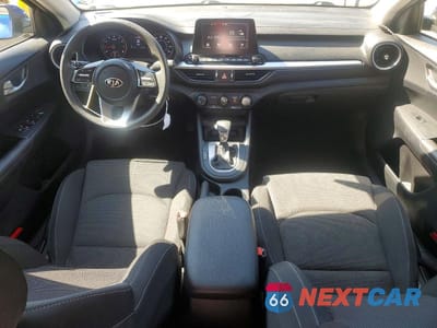 Zdjęcie 8 z 13 samochodu: 2020 KIA FORTE LXS VIN:3KPF24AD1LE150398 - miniatura