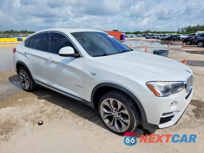 Czwarte zdjęcie samochodu z boku: 2018 BMW X4 XDRIVE28I VIN:5UXXW3C57J0Y66512 - miniatura