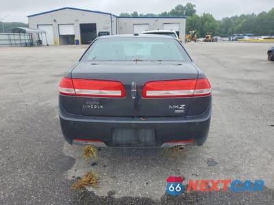 Zdjęcie 6 z 12 samochodu: 2012 LINCOLN MKZ VIN:3LNHL2JC8CR812824 - miniatura