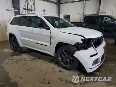 Czwarte zdjęcie samochodu z boku: 2020 JEEP GRAND CHEROKEE LIMITED VIN:1C4RJFBGXLC239138 - miniatura
